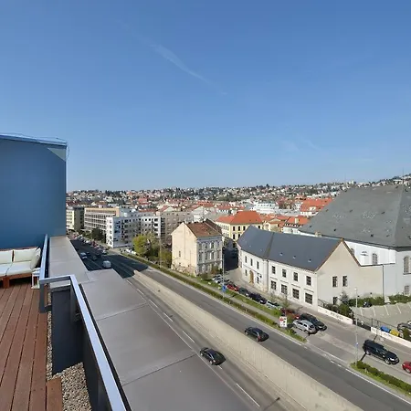 Top Location By Ambiente Hotell 3*