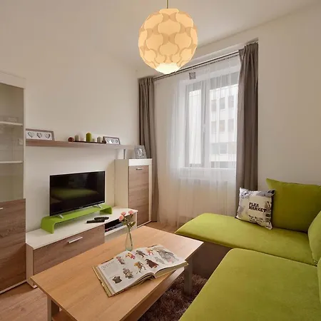Hotell Top Location By Ambiente 3*